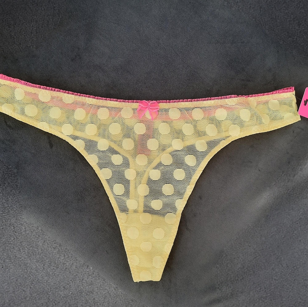Betsey Johnson bubble mesh thong
